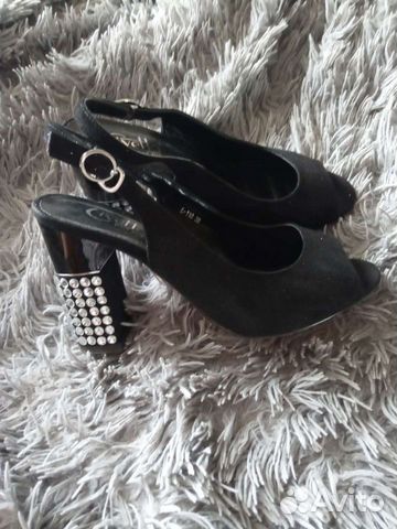 Босоножки женские 38 размер