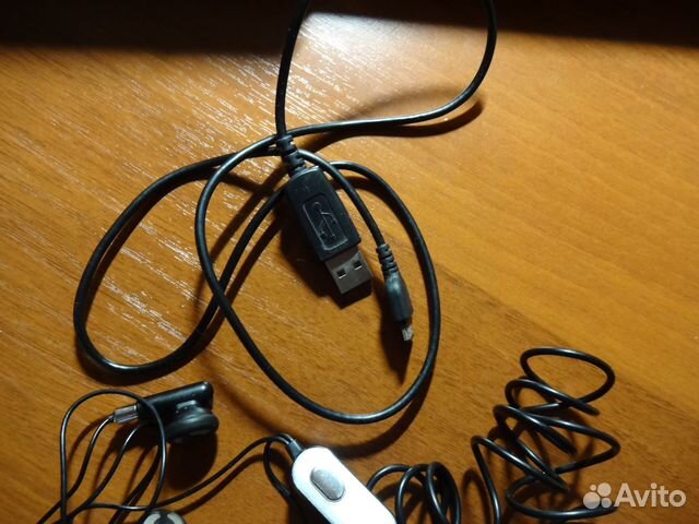 Гарнитура и дата-кабель для телефонов Самсунг