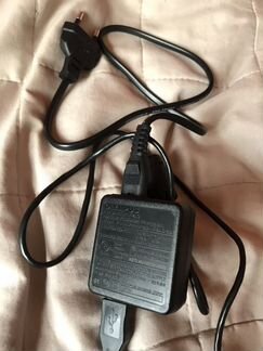 Зарядное устройство для фотоаппарата