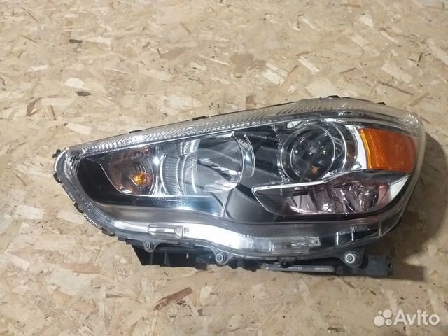 Фара левая Mitsubishi ASX Xenon 2014 год