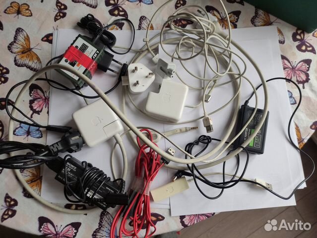 Зарядки, провода, переходники, кабели Apple