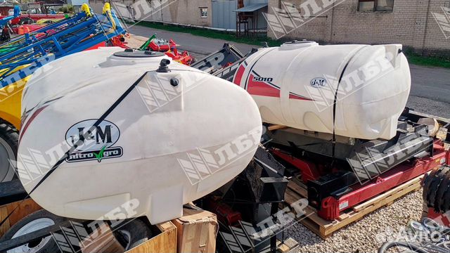 Разбрасыватель удобрений J&M Nitro-Gro, 2023