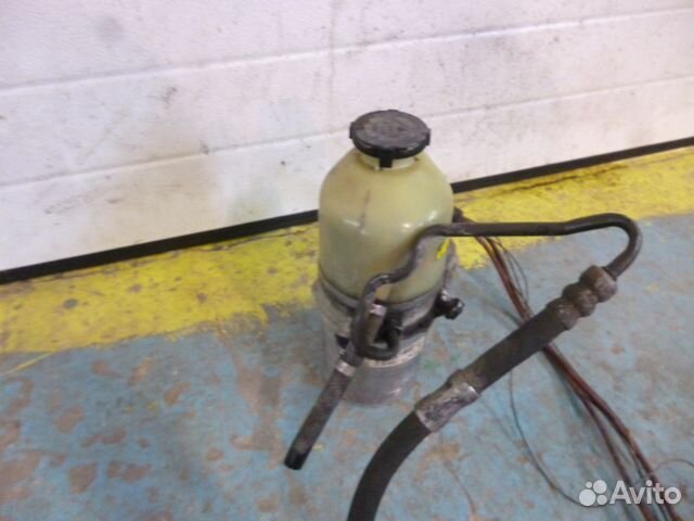 Эгур Насос гур Opel Astra H Zafira B TRW