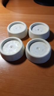 Подставки от вибрации под ножки с/м