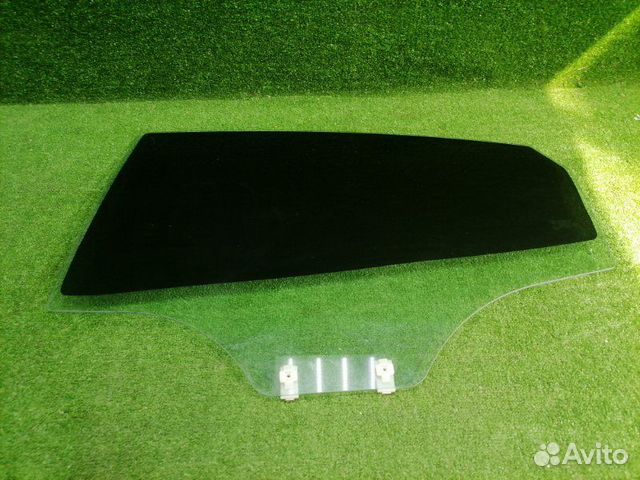 Стекло двери заднее левое Kia Rio 3 QB 2011