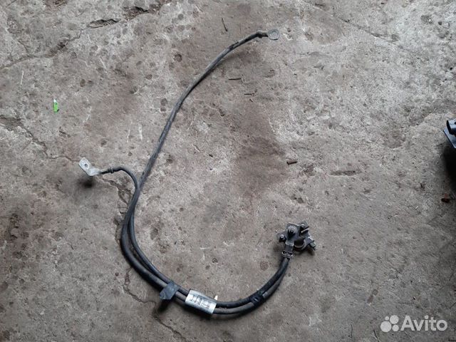 Клемма аккумулятора минус Nissan Almera G15