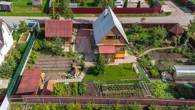 Дом 80 м² на участке 8,5 сот.