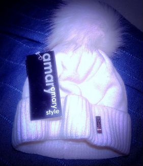 Шапка для девочки новая