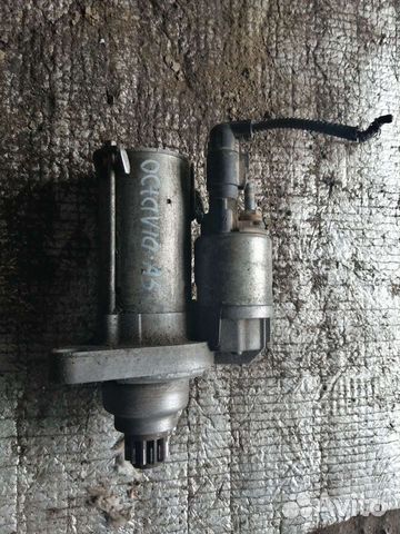 Стартер Skoda Octavia A5 1.8L DSG