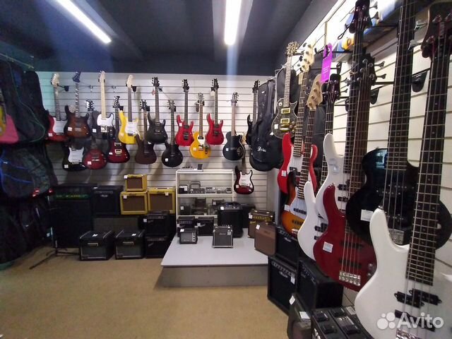 Электрогитары,бас гитары в ассортименте