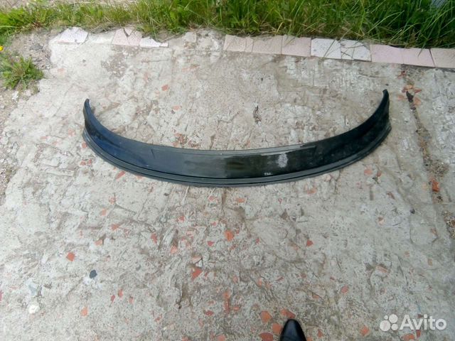 Обтекатель дворников