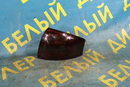 Задний правый фонарь Audi A6 C5