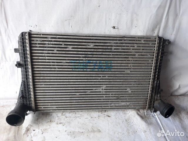 Интеркулер Volkswagen Tiguan 5N1 2.0 cczc