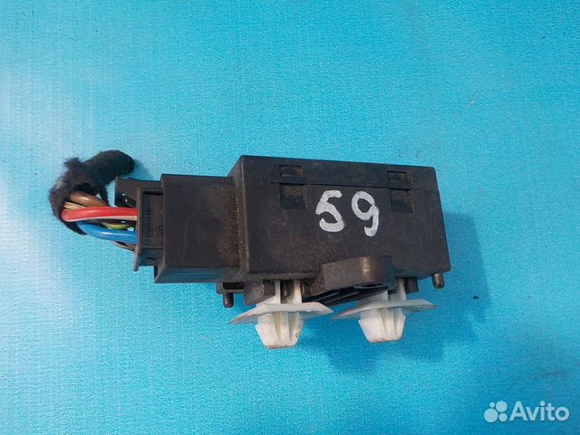 Реле обогрева сидений volkswagen Touareg 2002-2010