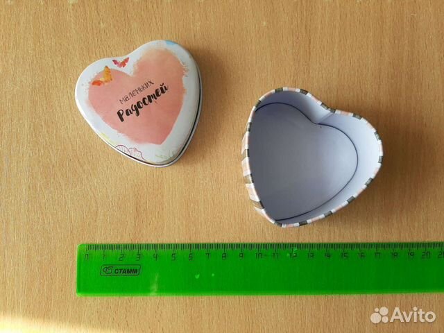 Жестяная коробочка