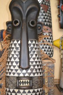 Африканская маска дерево