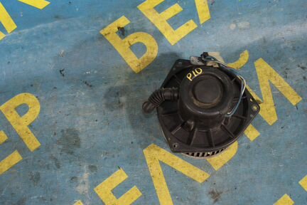 Моторчик печки Nissan Primera P10