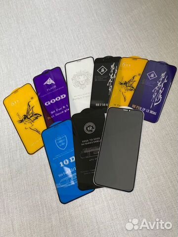 Защитное стекло на iPhone