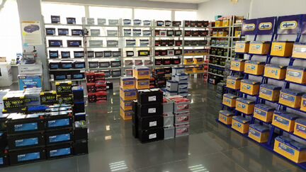 Аккумуляторы грузовые 225Ач и 220Ah в наличии