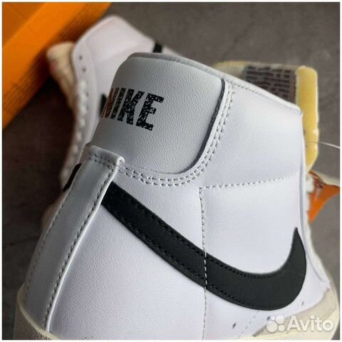 Кроссовки Nike Blazer MID