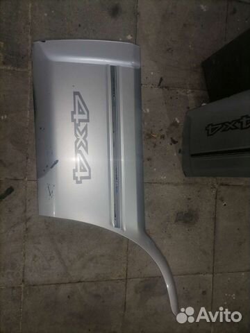 Накладка задней левой двери Ниссан Терано 2