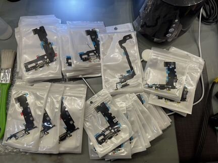 Нижний шлейф для iPhone оригинальный