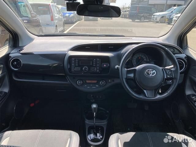 Toyota Vitz 1.0 CVT, 2018, 78 493 км