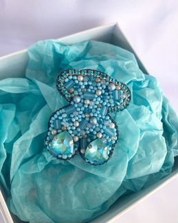 Брошь ручной работы