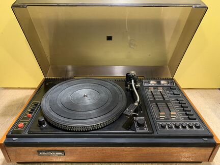 Проигрыватель Арктур 004 (без колонок), Sony муз