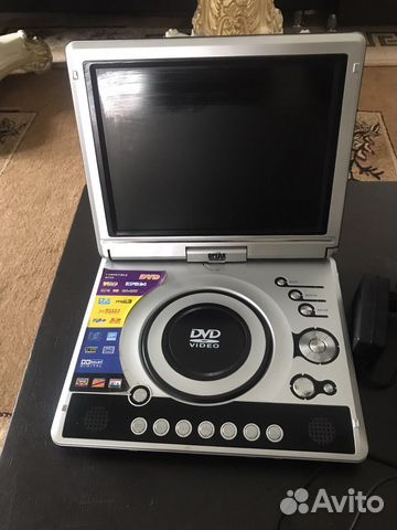 Портативный dvd плеер и ЖК телевизор
