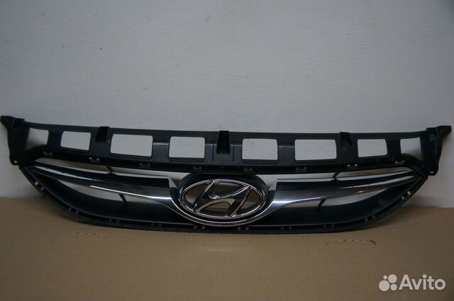 Решетка Радиатора Hyundai Solaris I (2010-2014)