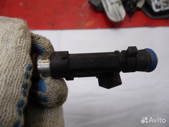 Форсунка инжекторная электрическая Renault Logan 1