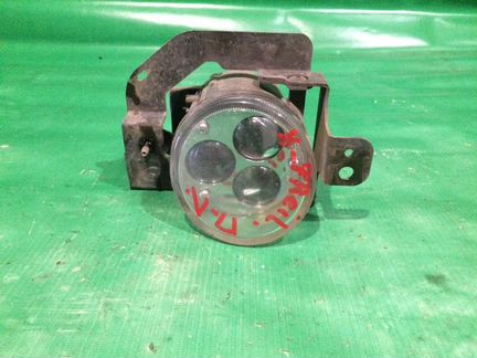 Противотуманная фара левая Nissan X-Trail T30