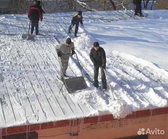 Уборка снега, чистка снега с крыш