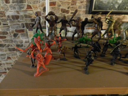 СССР коллекция фигурок индейцев ковбоев и