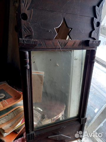 Старинное антикварное зеркало
