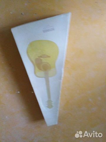 Акустическая гитара