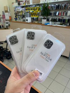 Силиконовый бампер на iPhone 12 серии на бульваре)