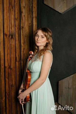 Преподаватель скрипки