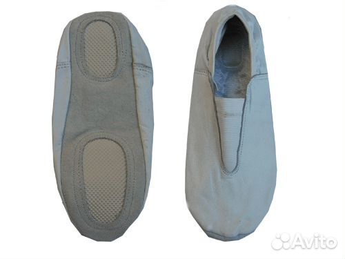 Чешки гимнастические кожаные (черные, белые)