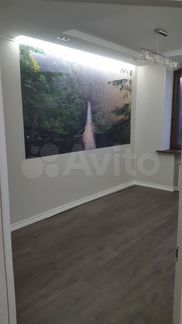 2-к. квартира, 58 м², 2/3 эт.