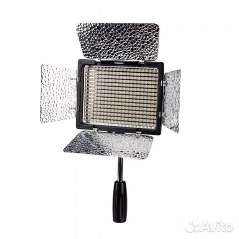 Осветитель светодиодный Yongnuo YN-300 III 5500K