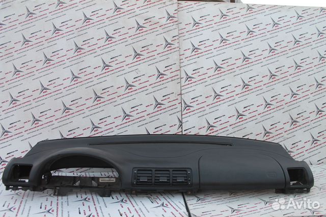 Р Панель (торпедо) w163 ML Mercedes