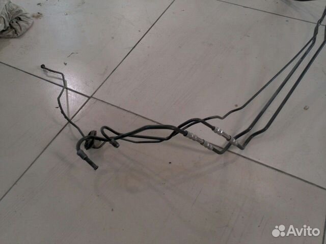 Мерседес W221.2011г.трубки тормозные от главного ц