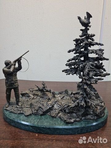 Бронзовая скульптура