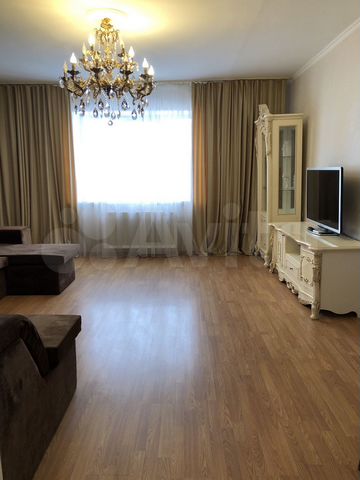 3-к. квартира, 119,3 м², 4/8 эт.