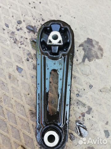 Опора кпп Рено Логан