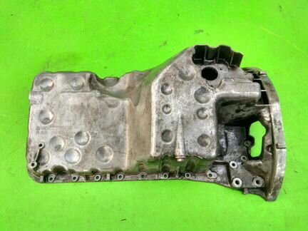 Поддон масляный двигателя Mercedes Benz E-Class