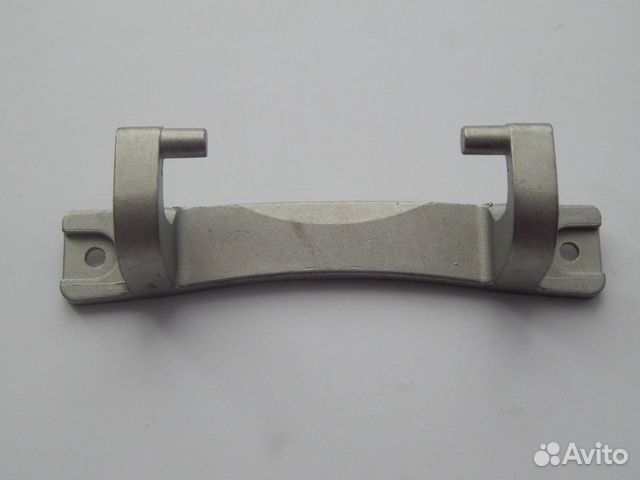 Петля люка для ст.машин Beko арт. 2813180100