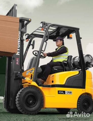 Вилочный погрузчик Hyundai 15L-7M, 2023